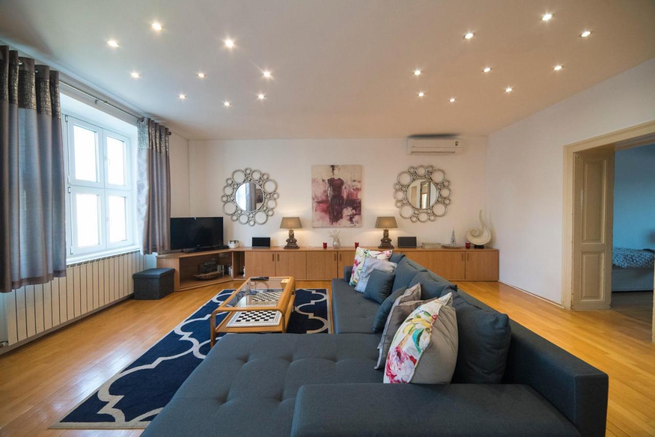 Octogon Apartment Zagreb Luaran gambar