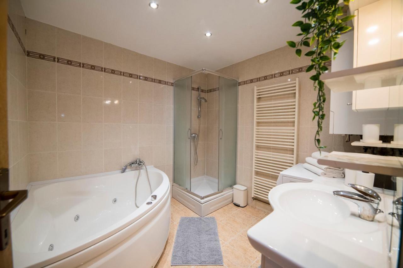 Octogon Apartment Zagreb Luaran gambar