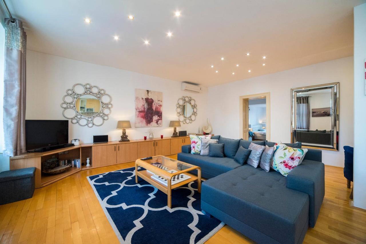 Octogon Apartment Zagreb Luaran gambar