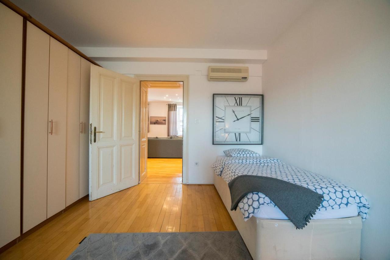 Octogon Apartment Zagreb Luaran gambar